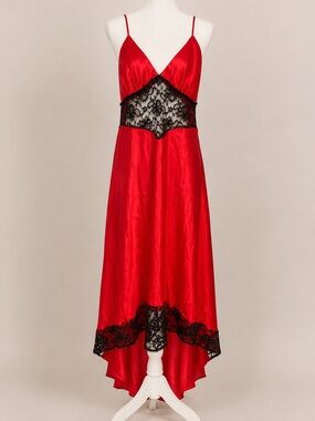 Victoria’s Secret • Vintage Gold Label Red Satin Lace Hi-Low Nightgown • Size L